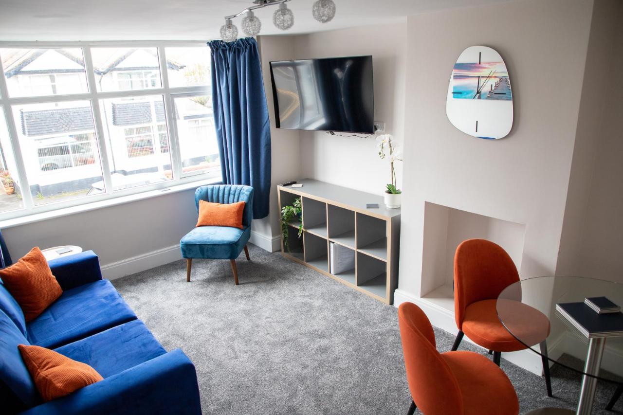 Wave Stays - First Floor Apartment Кливлис Екстериор снимка